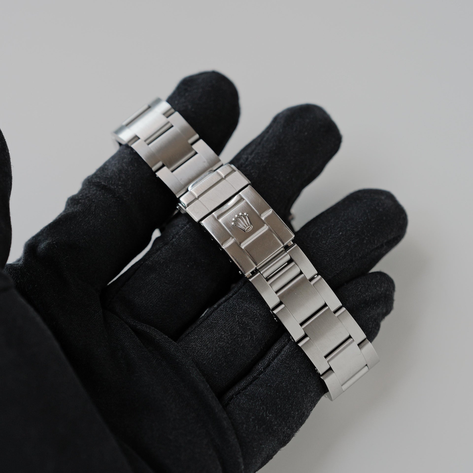 ロレックス/エクスプローラー1/114270/D番/日本ロレックス保証書付フルセット/ROLEX EXPLORE 1 REF.114270 D-Serial 2005Y Full Set