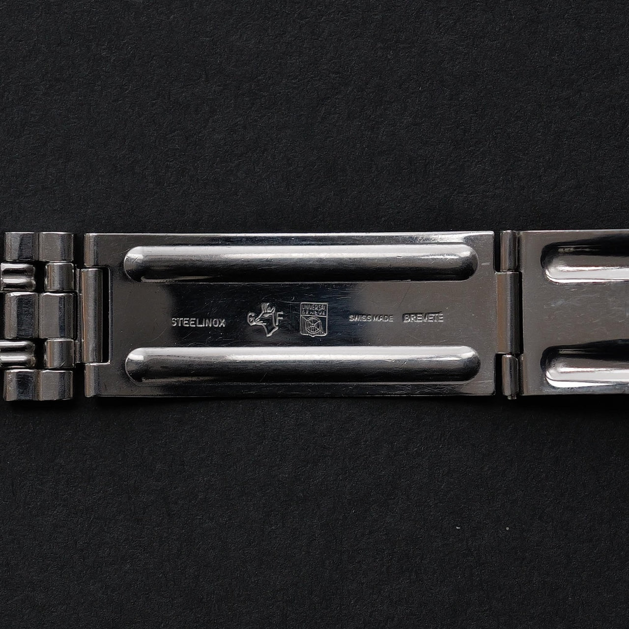 ユニバーサルジュネーブ/コンパックス/イービル・ニーナ/バルジュー72/手巻き/UNIVERSAL GENEVE COMPAX REF.885103/01 "EVIL NINA" Caliber Valjoux 72 1960s