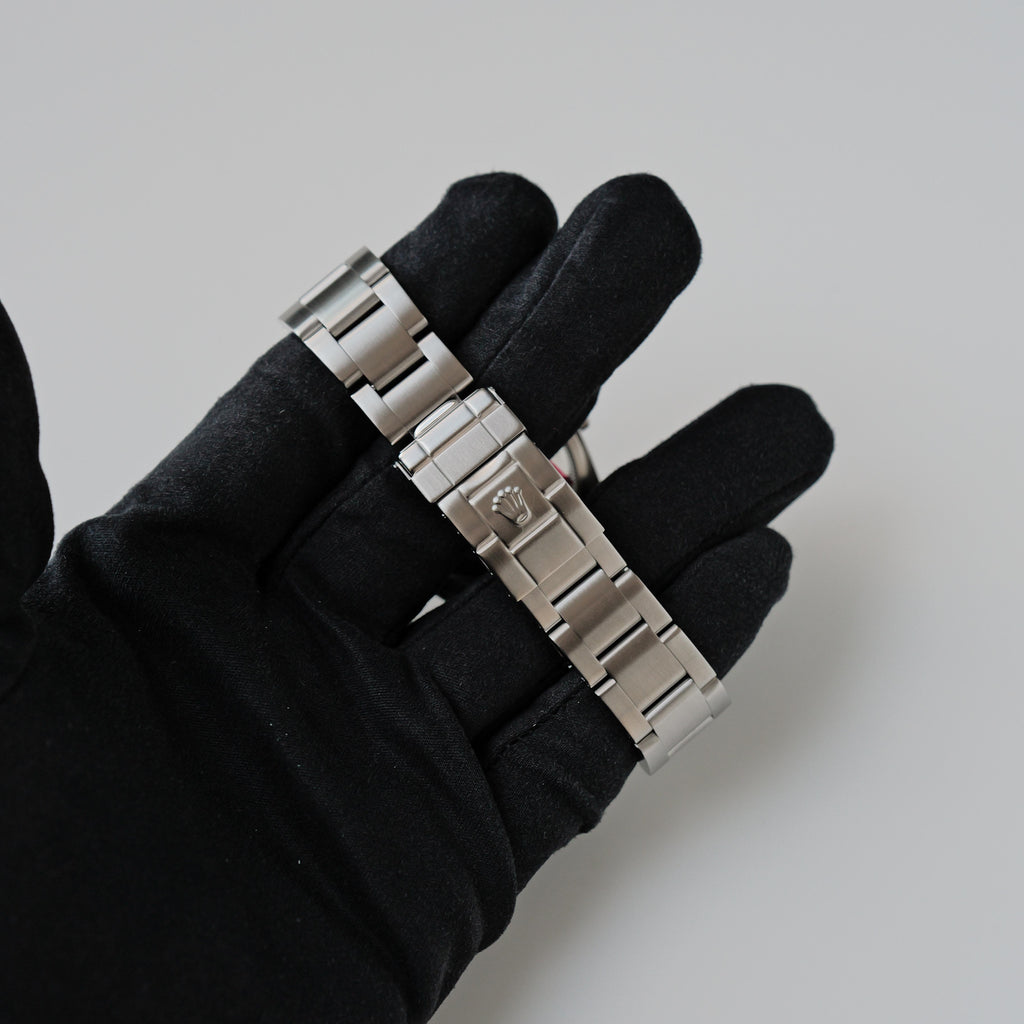 ロレックス/エクスプローラー1/114270/Y番/保証書付/ROLEX EXPLORE 1 REF.114270 Y-Serial 2002Y with Box and Paper