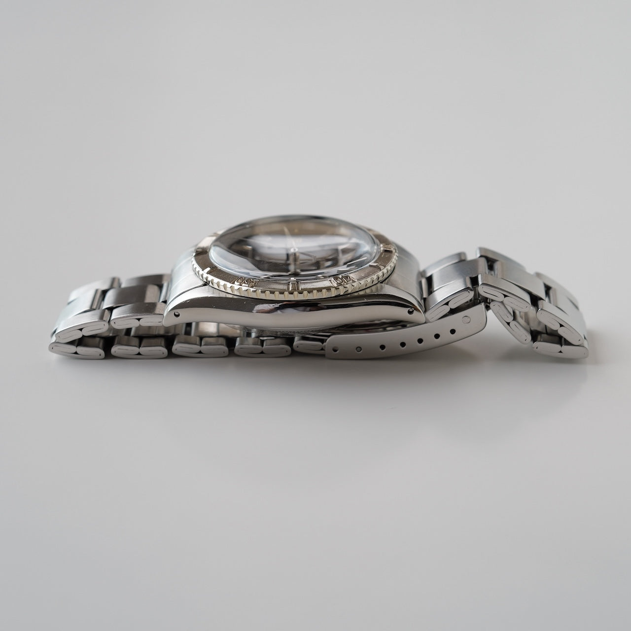 ロレックス/デイトジャスト6609/サンダーバード/ミラーダイヤル/WGベゼル/1959年ROLEX DATE-JUST Ref.6609 Turn-O-Gragh "Thunderbird"  Gilt Dial 1959