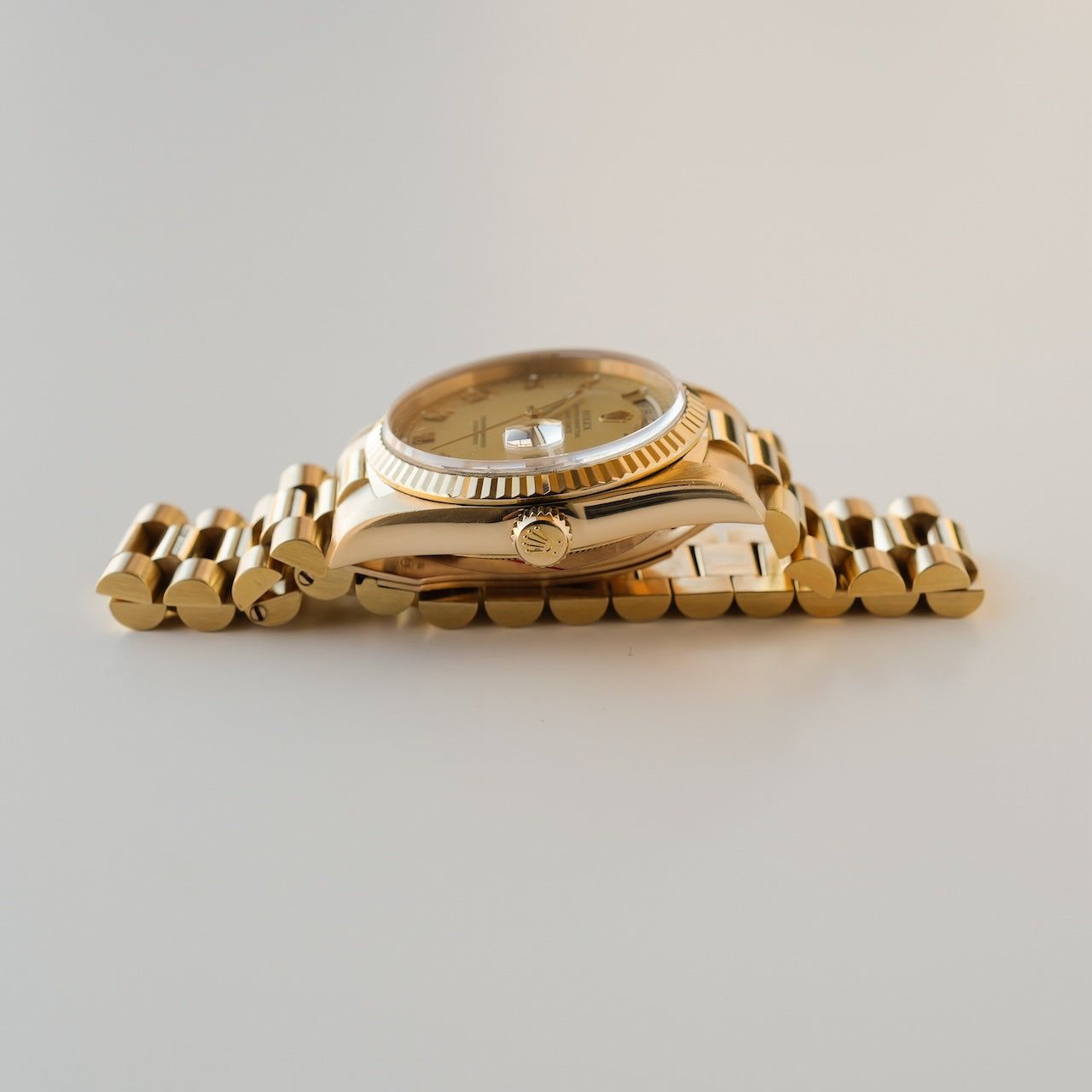 ロレックス/デイデイト36/18238/S番/ローマ数字/18Kイエローゴールド/ROLEX DAY-DATE 36 Ref.18238 18KYG "Roman" 1993 Box and Papers