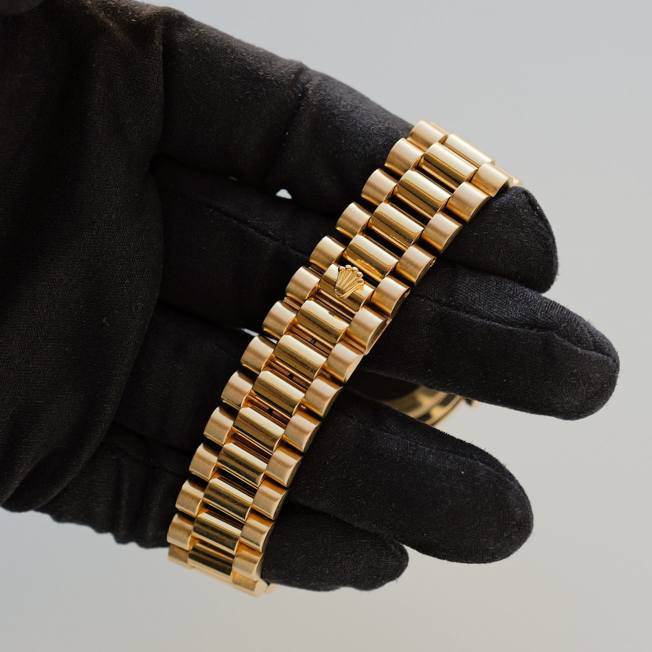 ロレックス/デイデイト36/18238/S番/ローマ数字/18Kイエローゴールド/ROLEX DAY-DATE 36 Ref.18238 18KYG "Roman" 1993 Box and Papers