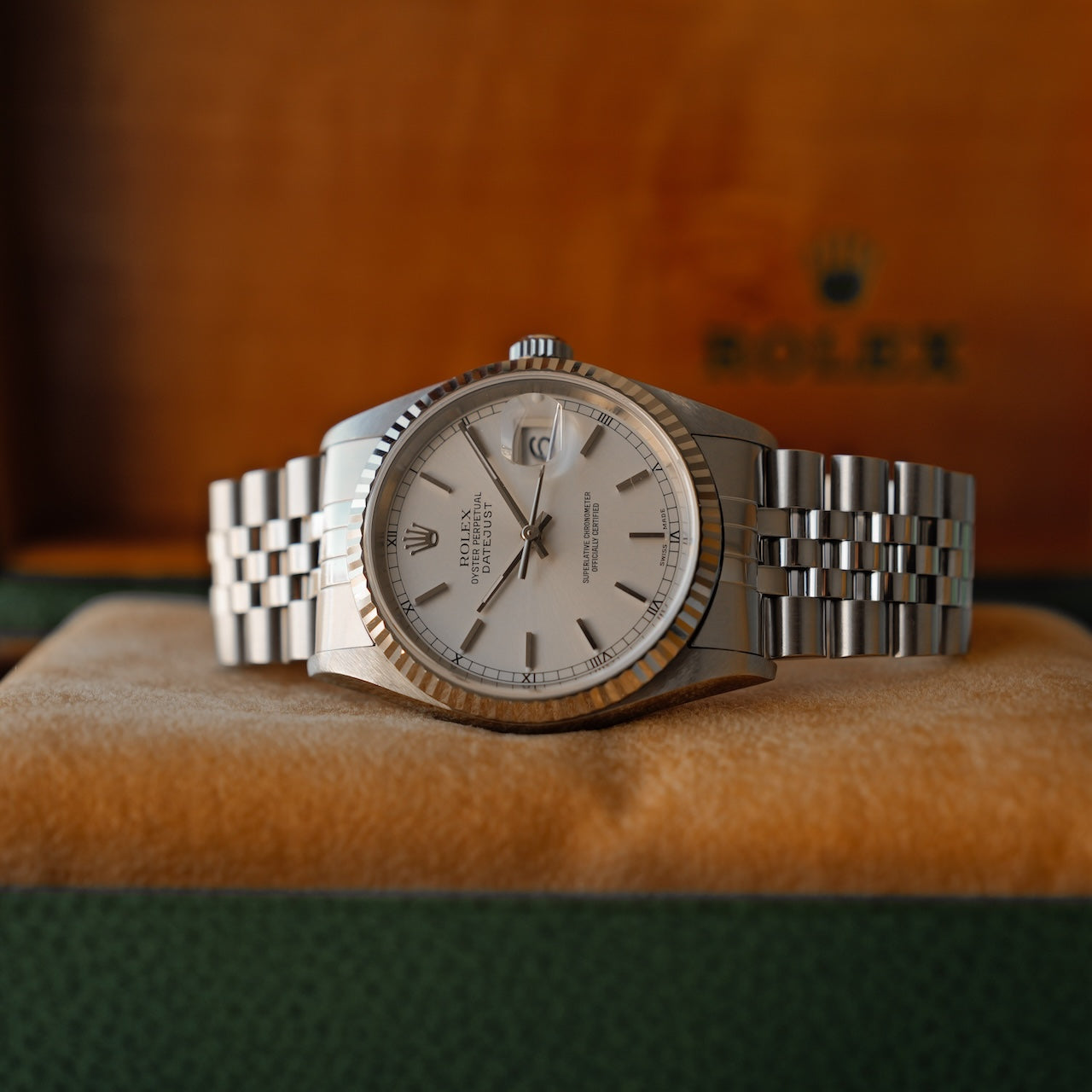 ロレックス/デイトジャスト16234/P番/シルバーダイヤル/保証書付き/ROLEX DATE-JSUT 36 Ref.16234 Silver Dial 2000 Box and Papers