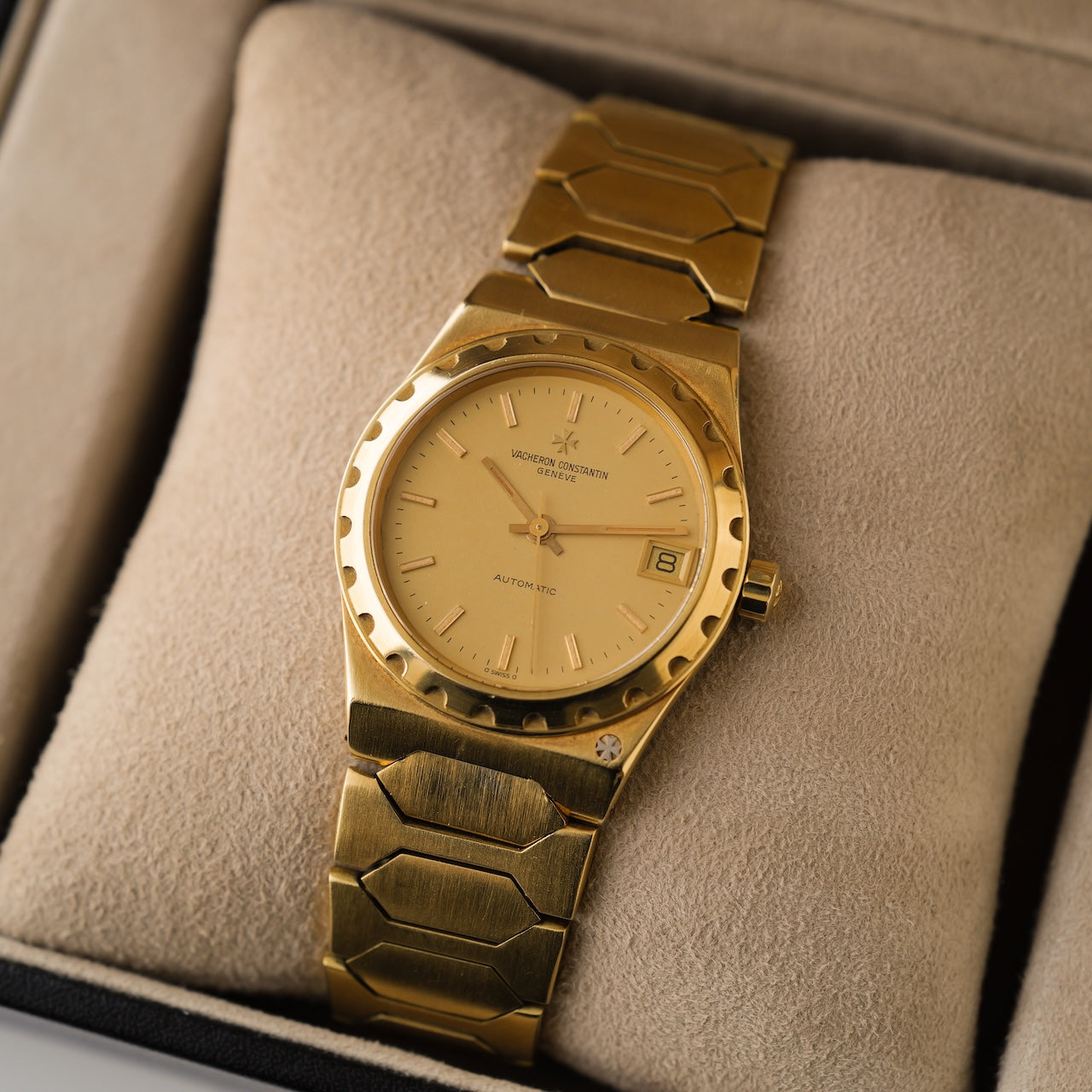 【ON HOLD】ヴァシュロン・コンスタンタン/222/46003/18Kイエローゴールド/1984年/箱付属/VACHERON CONSTANTIN 222 Ref.46003 Midsize 18KYG 1984 with Box