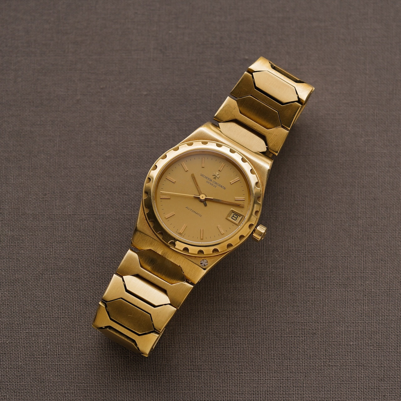 【ON HOLD】ヴァシュロン・コンスタンタン/222/46003/18Kイエローゴールド/1984年/箱付属/VACHERON CONSTANTIN 222 Ref.46003 Midsize 18KYG 1984 with Box