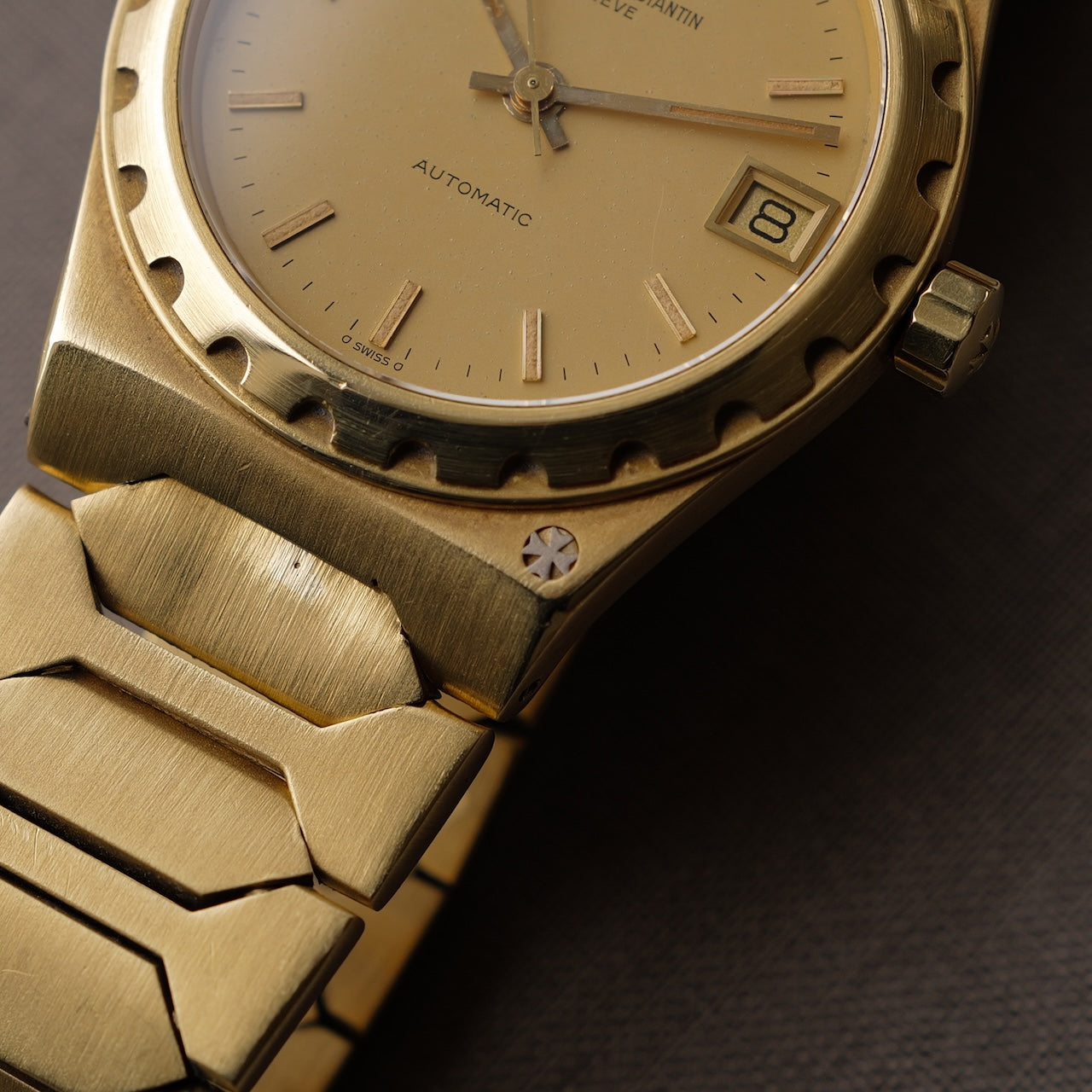 【ON HOLD】ヴァシュロン・コンスタンタン/222/46003/18Kイエローゴールド/1984年/箱付属/VACHERON CONSTANTIN 222 Ref.46003 Midsize 18KYG 1984 with Box