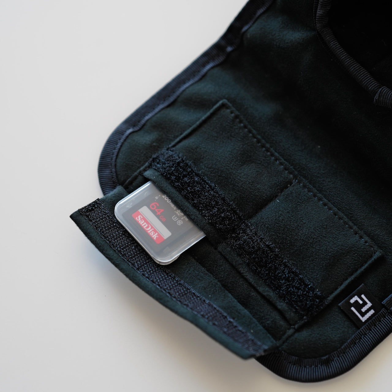 【8/1先行予約】RAMIDUS x ENZO SHOP CAMERA CASE FOR LEICA M and LEICA Q with KARABINER