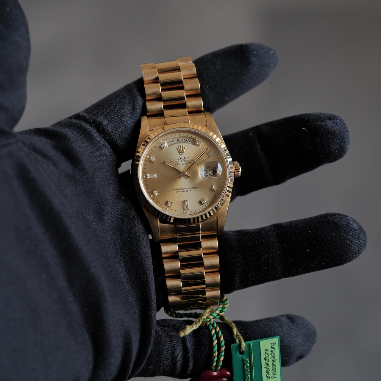 ロレックス/デイデイト18238A/W番/ 10Pダイヤモンド/18Kイエローゴールド/保証書付きフルセット/ROLEX DAY-DATE Ref,18238A "Baguette Diamond" 18K Yellow Gold 1995y Full Set
