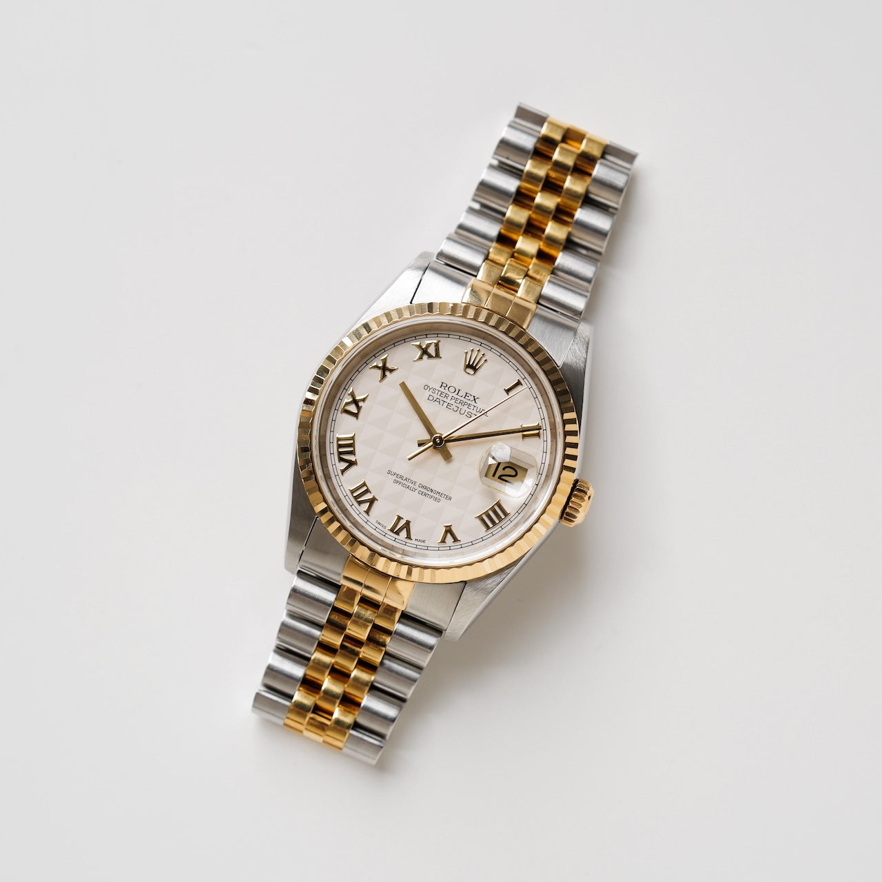 ロレックス/デイトジャスト16233/K番/アイボリーピラミッド/ローマン数字/保証書付きフルセット/ROLEX DATE-JUST Ref.16233 "IVORY PYRAMID" 2001y Full Set