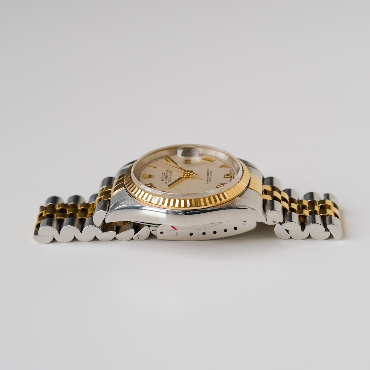 ロレックス/デイトジャスト16233/K番/アイボリーピラミッド/ローマン数字/保証書付きフルセット/ROLEX DATE-JUST Ref.16233 "IVORY PYRAMID" 2001y Full Set