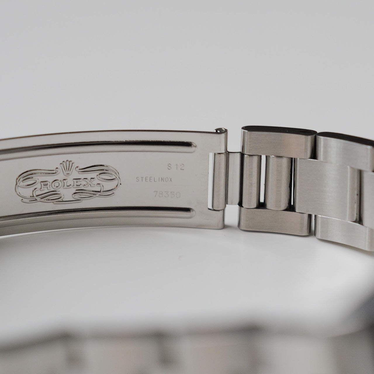 ロレックス/オイスターパーペチュアル デイト15210/エンジンターンドベゼル/保証書つき/ROLEX OYSTER PERPETUAL DATE Ref.15210 "ENGINE TURNED BEZEL"  1993-94y with Guarantee