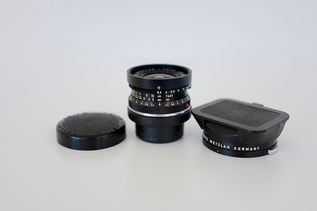 LEICA Super-Angulon 21mmF3.4 last version 1977y with Hood and Box etc,