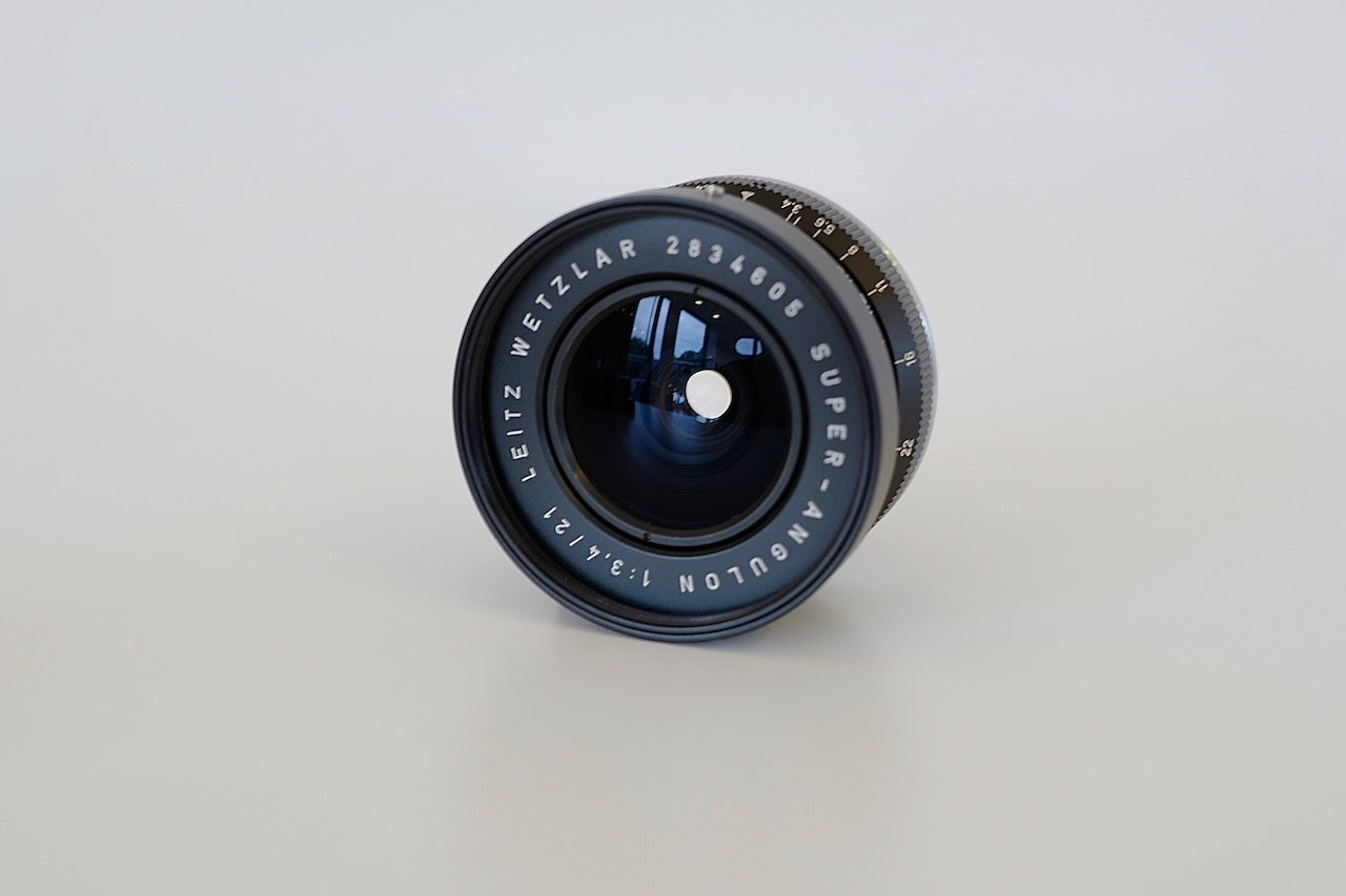 LEICA Super-Angulon 21mmF3.4 last version 1977y with Hood and Box etc,