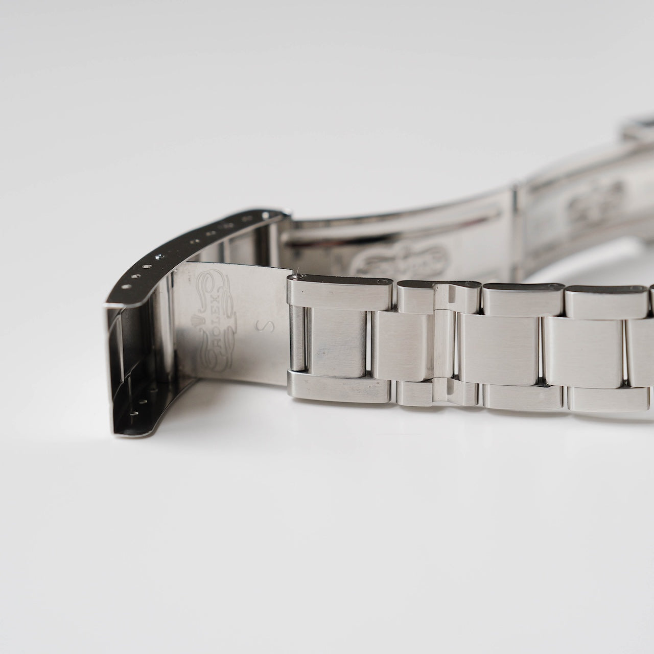 ロレックス/サブマリーナーデイト16610/F番/保証書・箱付き/ROLEX SUBMARINER DATE REF.16610 F Serial 2004 with Box and Paper