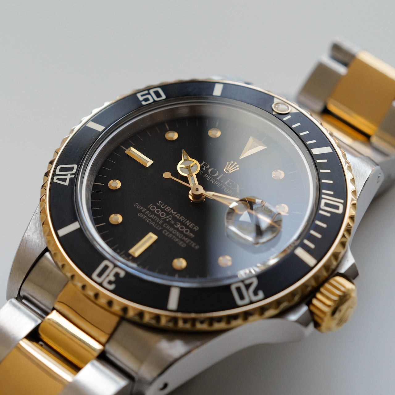 ロレックス/サブマリーナーデイト16803/R番/フジツボダイヤル/18Kイエローゴールド/ROLEX SUBMARINER DATE REF.16803 "Black Nipple Dial" 18KYG 1988y
