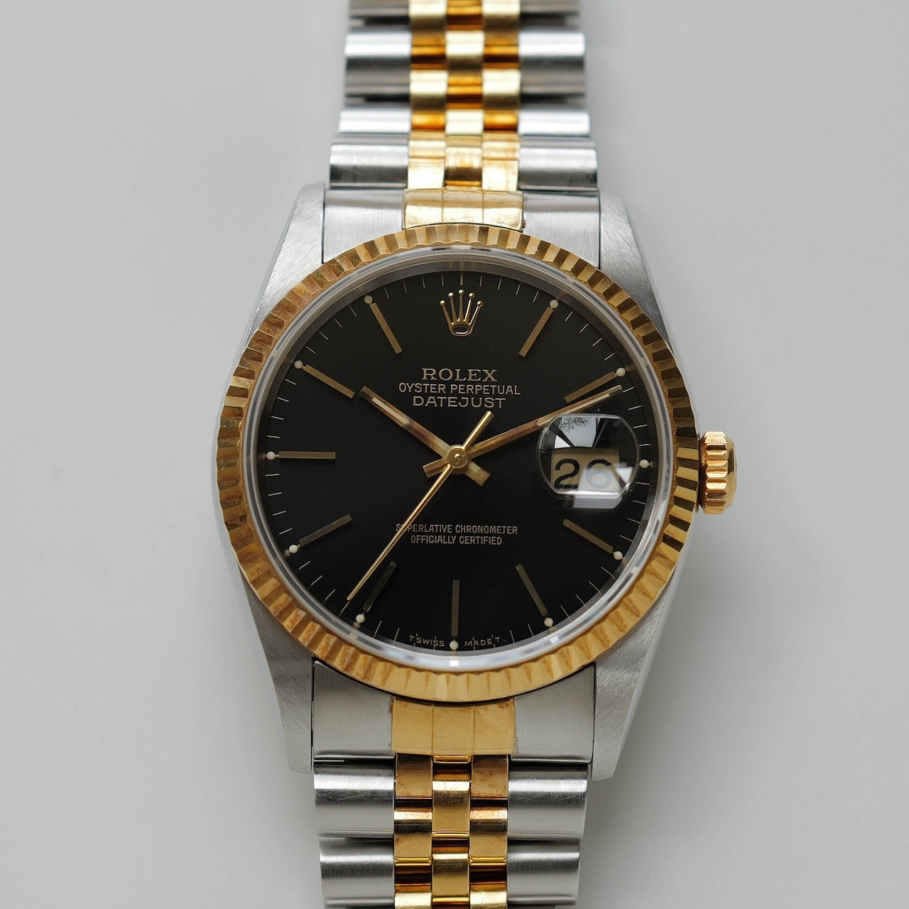 ロレックス/デイトジャスト16233/ブラックダイヤル/18Kイエローゴールド/ブヘラ保証書付き/ROLEX DATE-JUST REF.16233 18KYG "BLACK" with Paper Bucherer 1994y