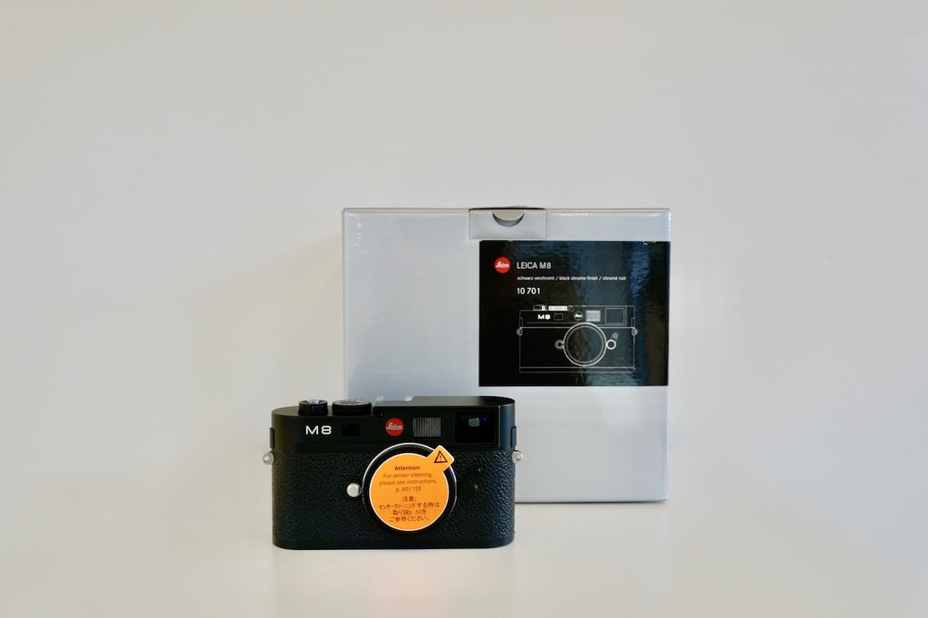 LEICA M8 full set with box and guarantee etc,