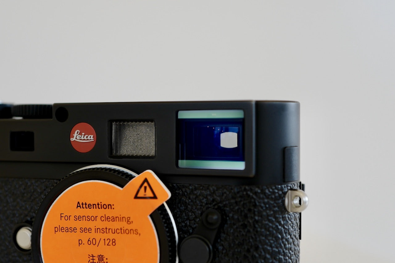 LEICA M8 full set with box and guarantee etc,