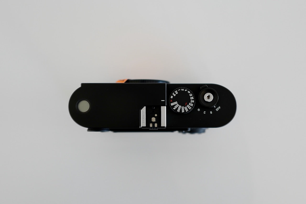 LEICA M8 full set with box and guarantee etc,