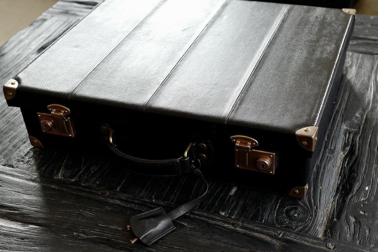 LEICA M-P "CORRESPONDENT"BY LENNY KRAVITZ edition only 125sets