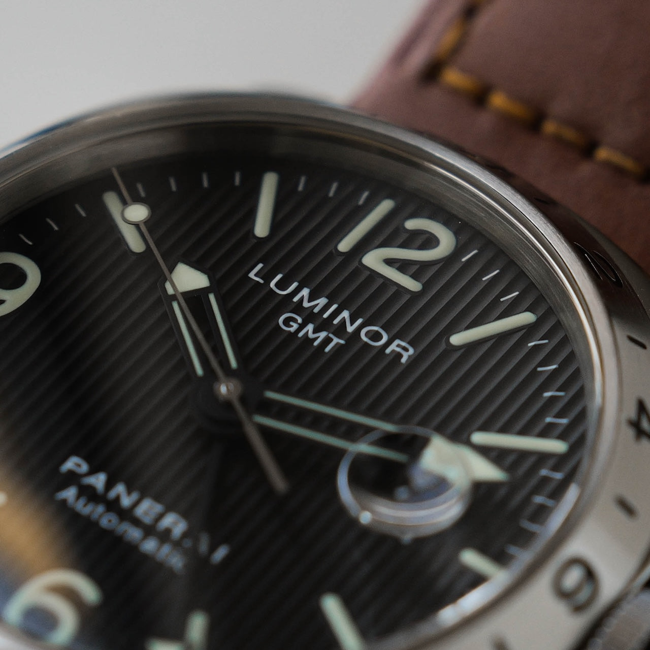 パネライ/ルミノールGMT/B番/フリンケダイヤル/クロノメーター証明書/箱付属/PANERAI LUMINOR GMT PAM00029 B Serial 1999y with Box