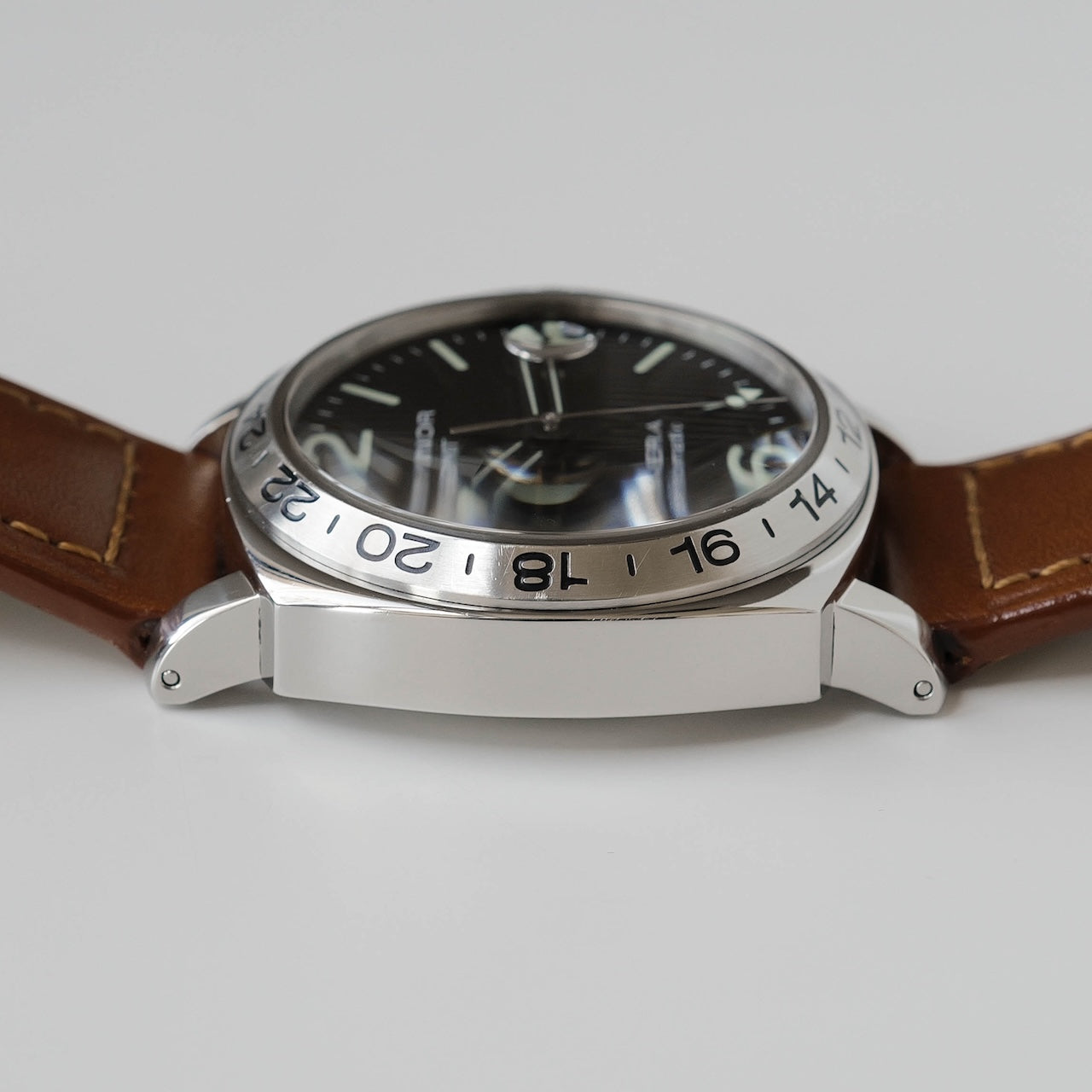 パネライ/ルミノールGMT/B番/フリンケダイヤル/クロノメーター証明書/箱付属/PANERAI LUMINOR GMT PAM00029 B Serial 1999y with Box