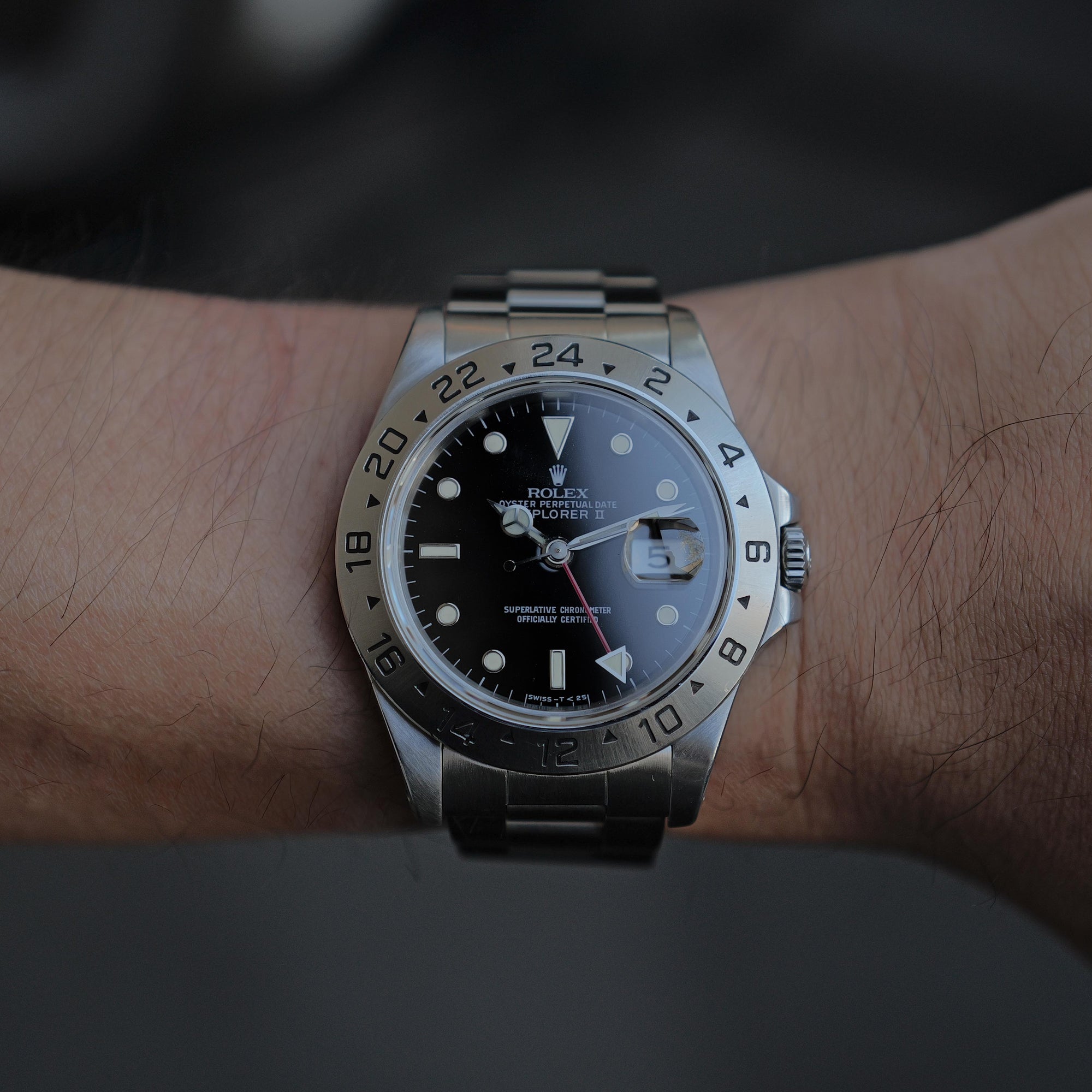 ロレックスエクスプローラー2/16570/E番/センタースプリット/黒文字盤/シングルバックル/箱・保証書付/ROLEX EXPLORER2 REF.16570 “RAIL DIAL” Black dial E-Serial with Box and Paper