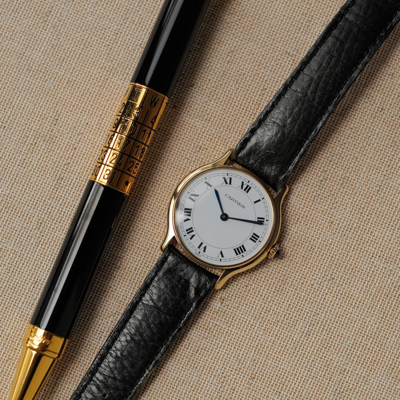 カルティエ/リヴィエラLM/10713/パリ表記/ホワイトローマン/18Kイエローゴールド/CARTIER RIVIERA LM REF.10713 "PARIS" White Roman Dial 18KYG 1970s