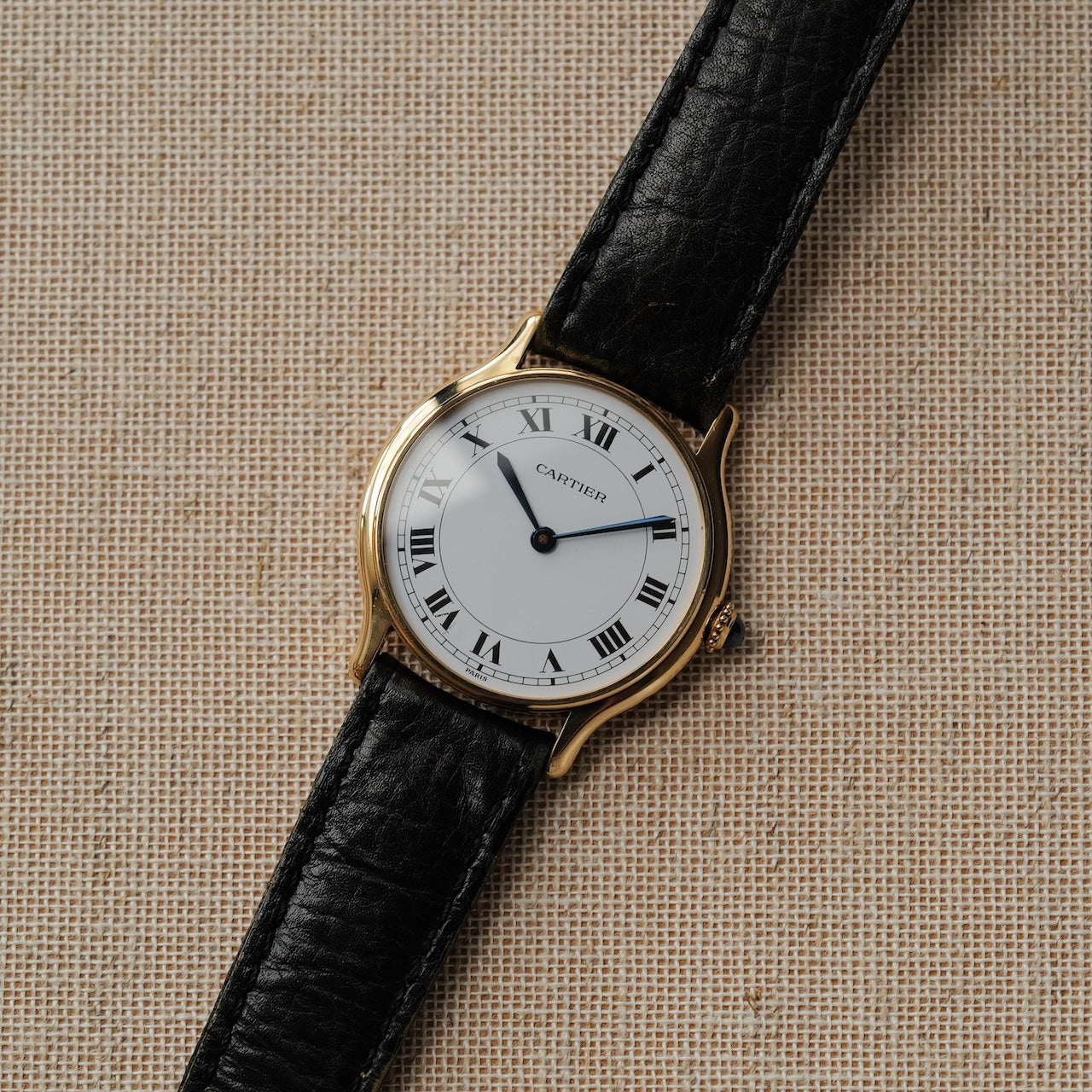 カルティエ/リヴィエラLM/10713/パリ表記/ホワイトローマン/18Kイエローゴールド/CARTIER RIVIERA LM REF.10713 "PARIS" White Roman Dial 18KYG 1970s