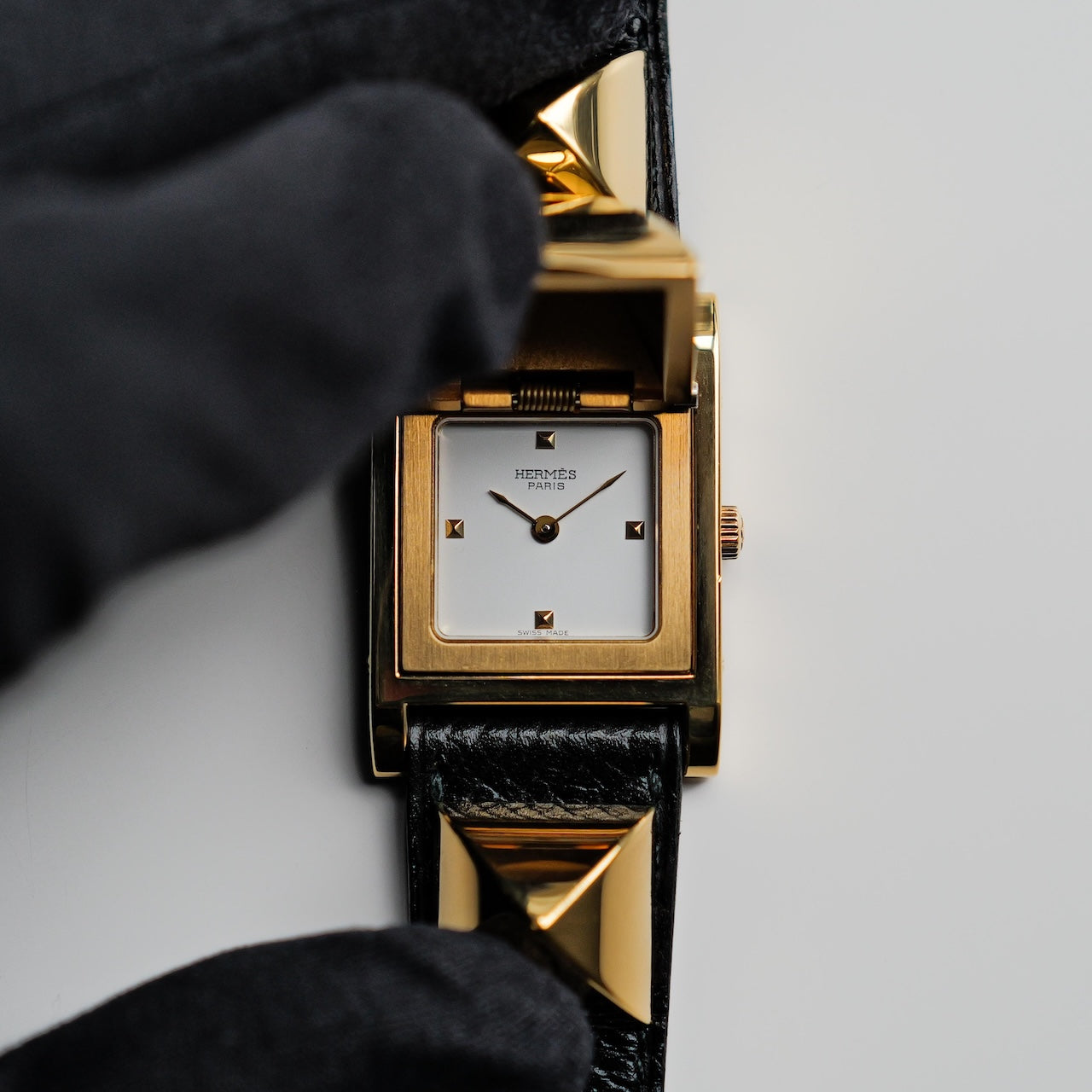 HERMESエルメス メド-ル エルメス/メドール/ホワイトダイヤル/純正カーフ ブラック ストラップ