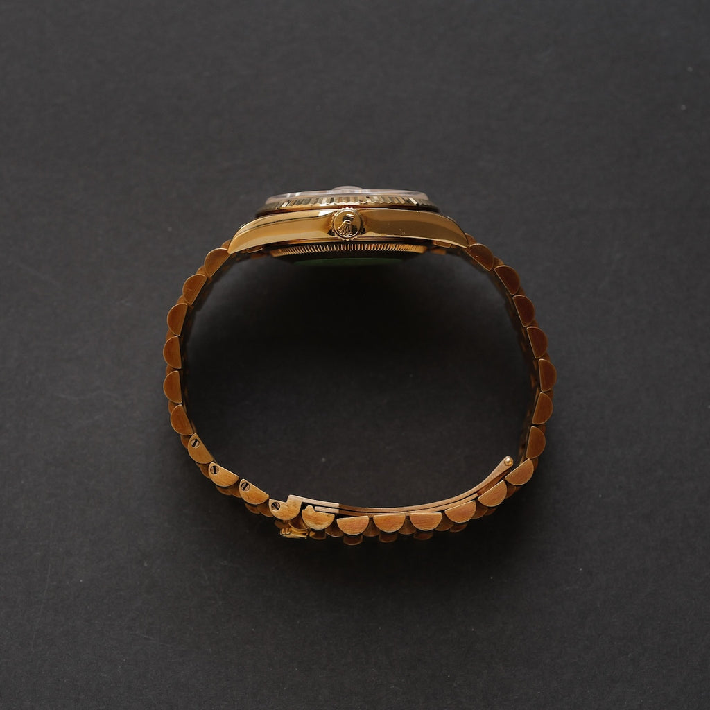 ロレックス/デイデイト18238A/W番/10Pダイヤモンド/シャンパンダイヤル/箱・国際保証書つき/ROLEX DAY-DATE Ref.18238A "10P Diamonds" 18KYG W-Serial with Box and Paper 1995y