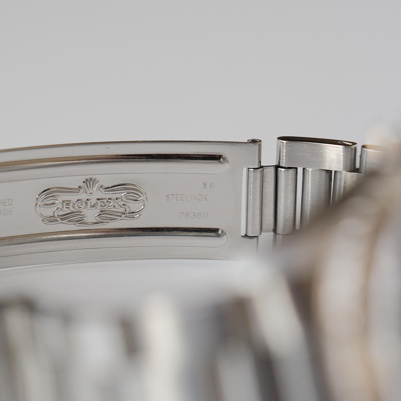 ロレックス/デイトジャスト16264/サンダーバード/黒文字盤/18Kホワイトゴールドベゼル/国内正規保証書付きフルセット/ROLEX DATE-JSUT REF.16264 "Thunderbird" Black dial White gold bezel A-serial Full Set 1998-99Y