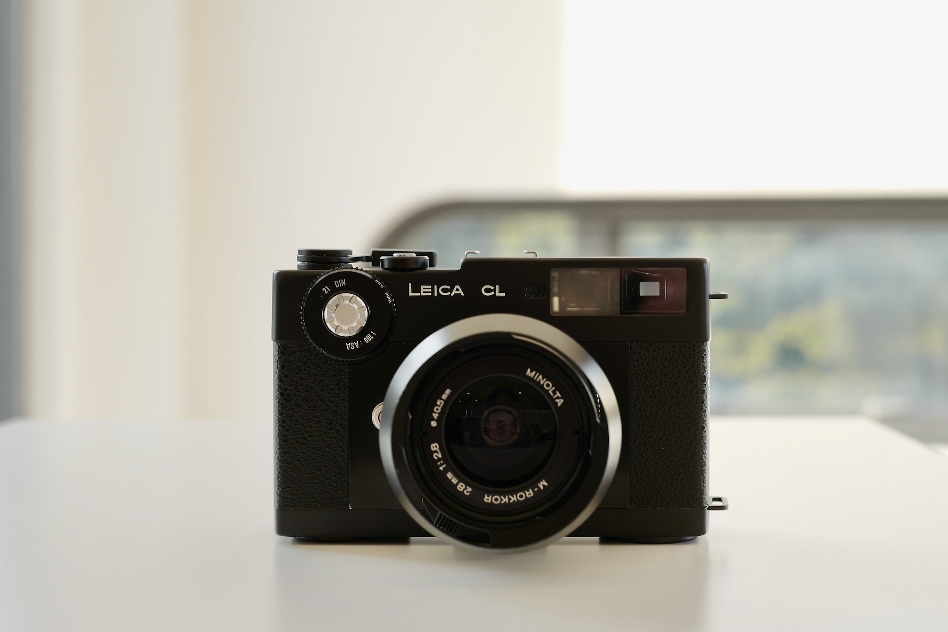 LEICA CL + ROKKOR 28MMF2.8 1971Y