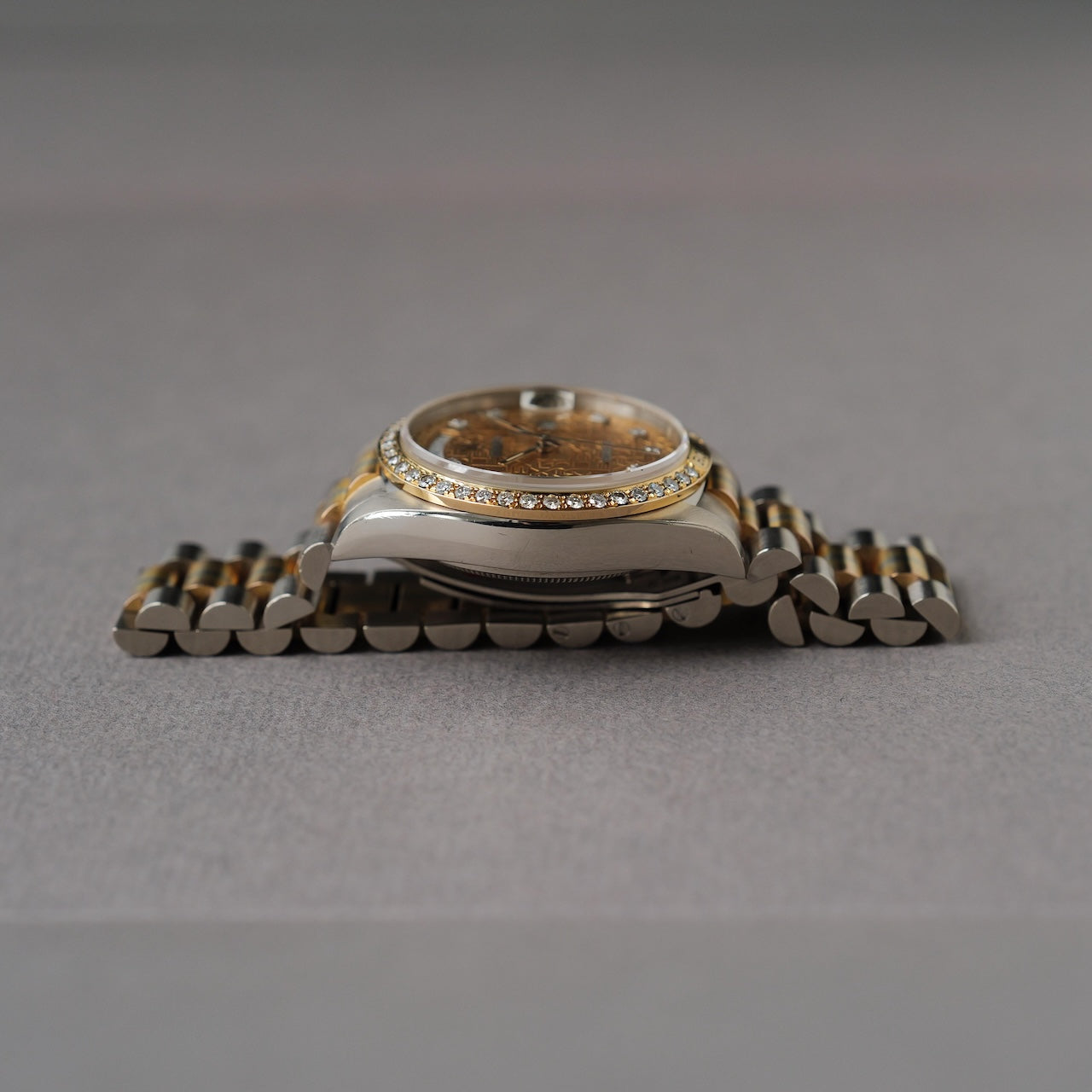 ロレックス/デイデイト/18129G BIC/トリドール/ダイヤモンドベゼル/イエロー・ホワイト・ローズゴールド/91番台/ROLEX DAY-DATE Ref.18129 BIC "TRIDOR" Computer dial Diamond Bezel 18KYG WG PG 1985y