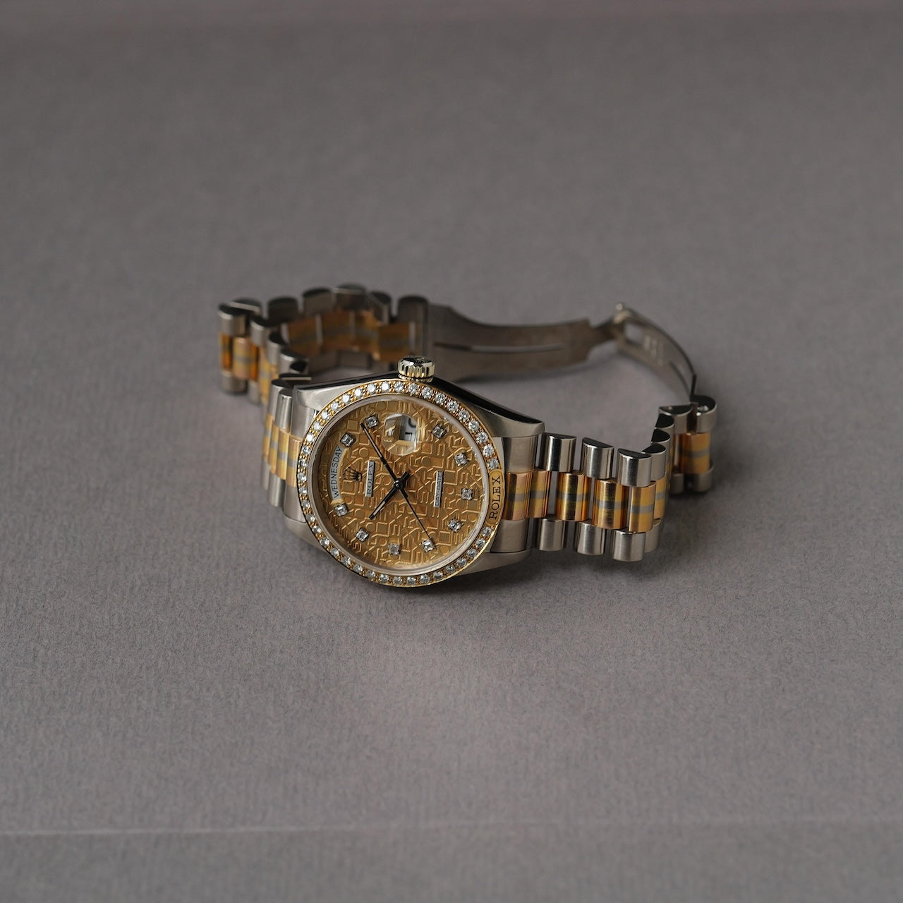 ロレックス/デイデイト/18129G BIC/トリドール/ダイヤモンドベゼル/イエロー・ホワイト・ローズゴールド/91番台/ROLEX DAY-DATE Ref.18129 BIC "TRIDOR" Computer dial Diamond Bezel 18KYG WG PG 1985y