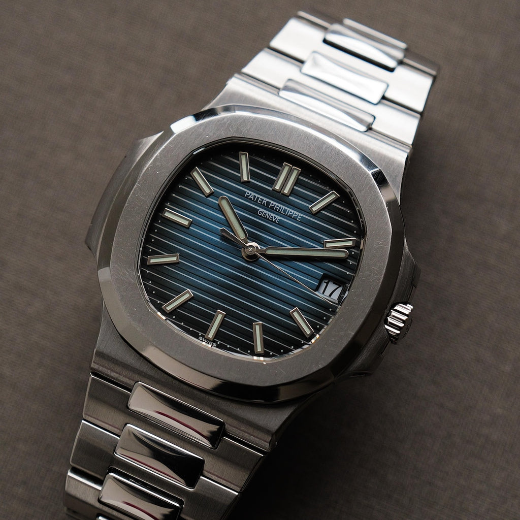 パテック・フィリップ/ノーチラス5711/1A-010/ジャンボ/ステンレス/ブルーグレー文字盤/フルセット/PATEK PHILIPPE Nautilus "Jumbo" Ref.5711/1A-010 Blue-Grey Dial Full Set
