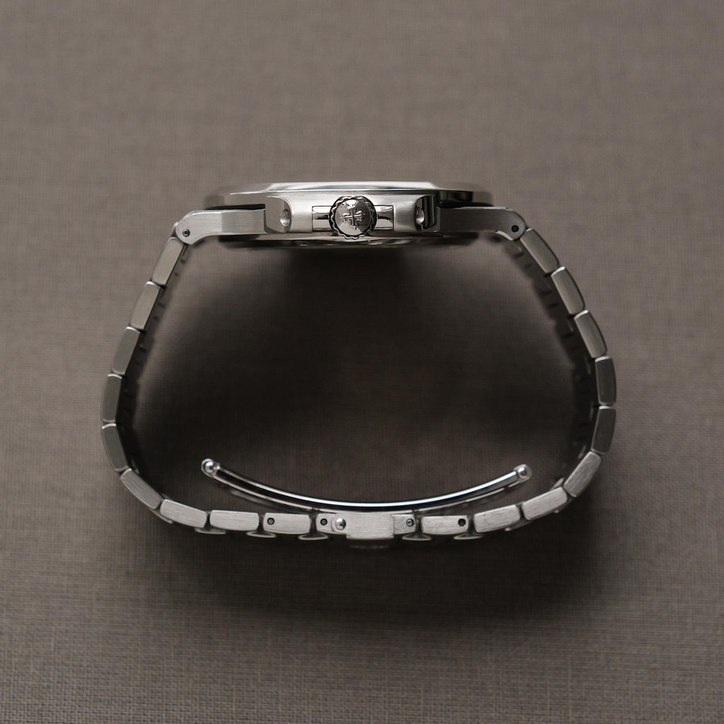 パテック・フィリップ/ノーチラス5711/1A-010/ジャンボ/ステンレス/ブルーグレー文字盤/フルセット/PATEK PHILIPPE Nautilus "Jumbo" Ref.5711/1A-010 Blue-Grey Dial Full Set