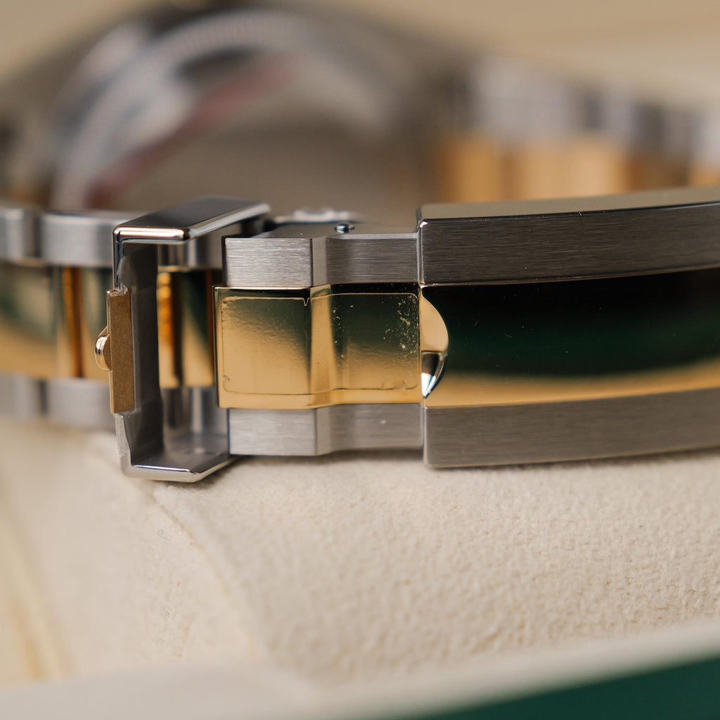 ロレックス/エクスプローラー124273/イエローロレゾール/新品フルセット/保護シールあり/ROLEX EXPLORER 1 REF.124273 18KYG FULL SET 2023Y NOS