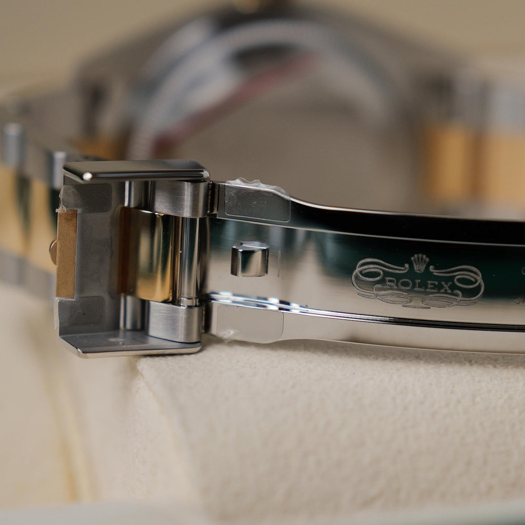 ロレックス/エクスプローラー124273/イエローロレゾール/新品フルセット/保護シールあり/ROLEX EXPLORER 1 REF.124273 18KYG FULL SET 2023Y NOS