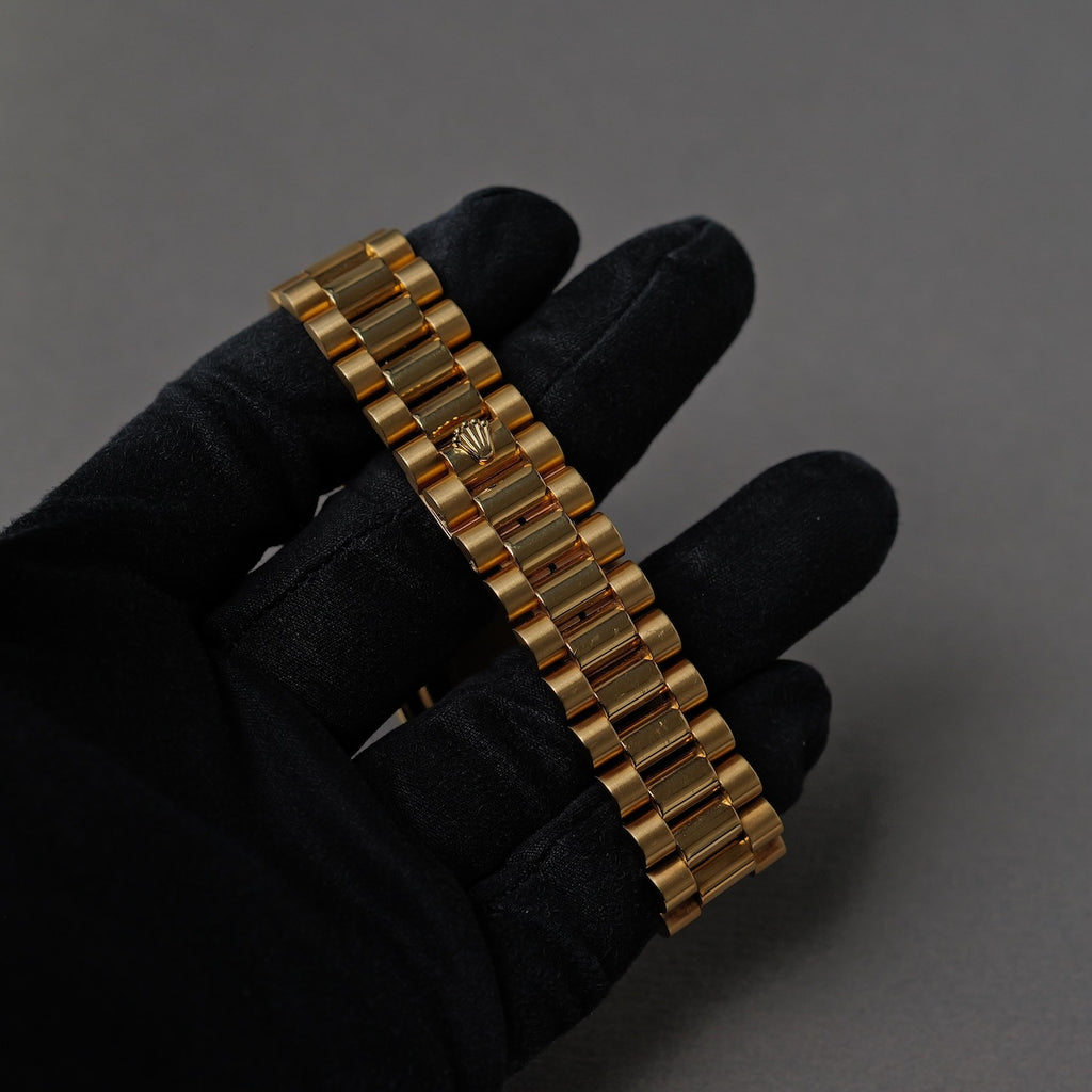 ロレックス/デイデイト18238/A番/10Pダイヤモンド/18Kイエローゴールド/保証書つき/ROLEX DAY-DATE Ref.18238 "10P Diamond" 18KYG 1998-99 with Paper