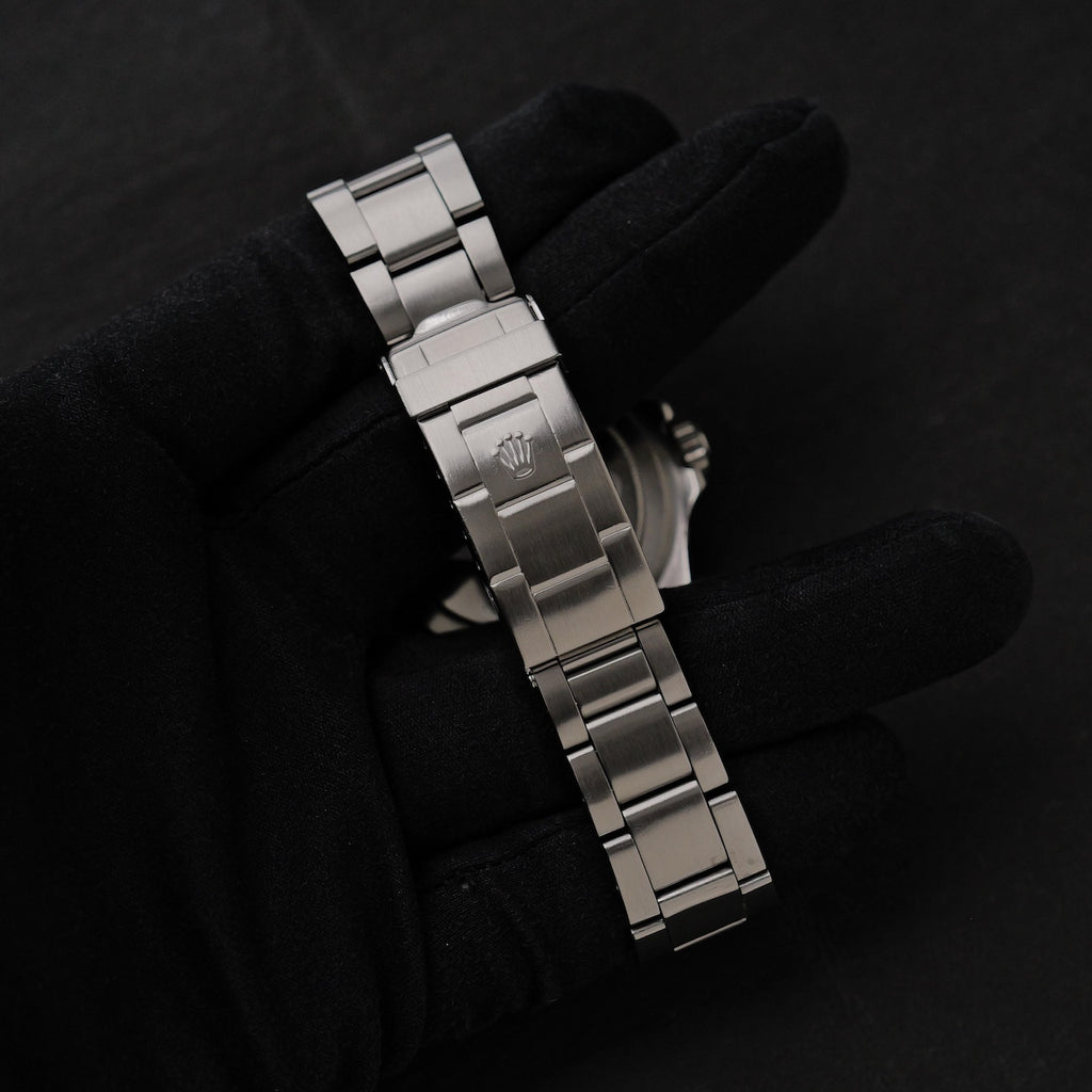 ロレックス/サブマリーナーデイト1680/赤サブ/マーク4ダイヤル/保証書付きフルセット/ROLEX SUBMARINER REF.1680 "RED SUBMARINER" Mark 4 Feet First 1971Y Full Set