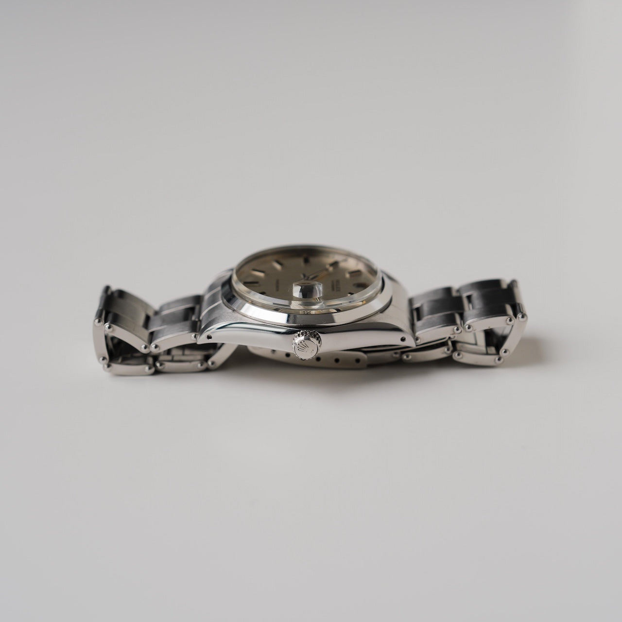 ロレックス/オイスターデイト6694/シルバーダイヤル/ミントコンディション/裏蓋シール/箱付・国内正規ギャラ/ROLEX OYSTER-DATE REF.6694 Silver dail 1971Y with Box and Paper MINT