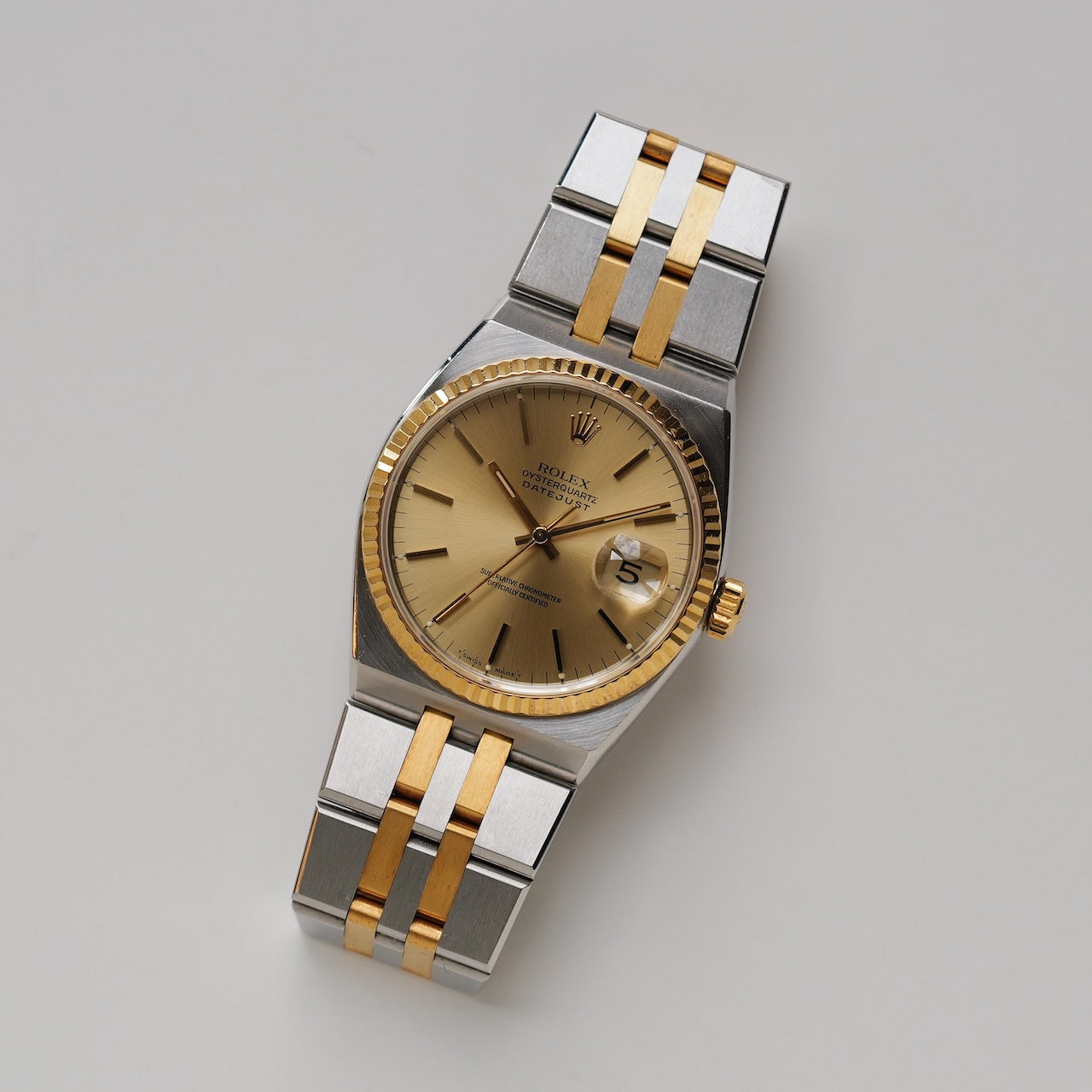 ロレックス/デイトジャスト オイスタークォーツ/17013/N番/18Kイエローゴールド/箱・国際保証書付き/ROLEX DATE-JUST OYSTER-QUARTZ REF.17013 18KYG with Paper and Box 1991Y