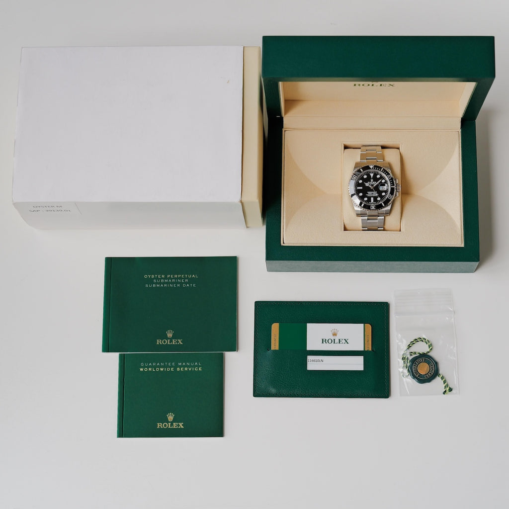 ロレックス/サブマリーナーデイト116610/ランダム品番/最終年ギャラ/保証書付きフルセット/2020年/ROLEX SUBMARINER DATE REF.116610LN Full Set 2020Y