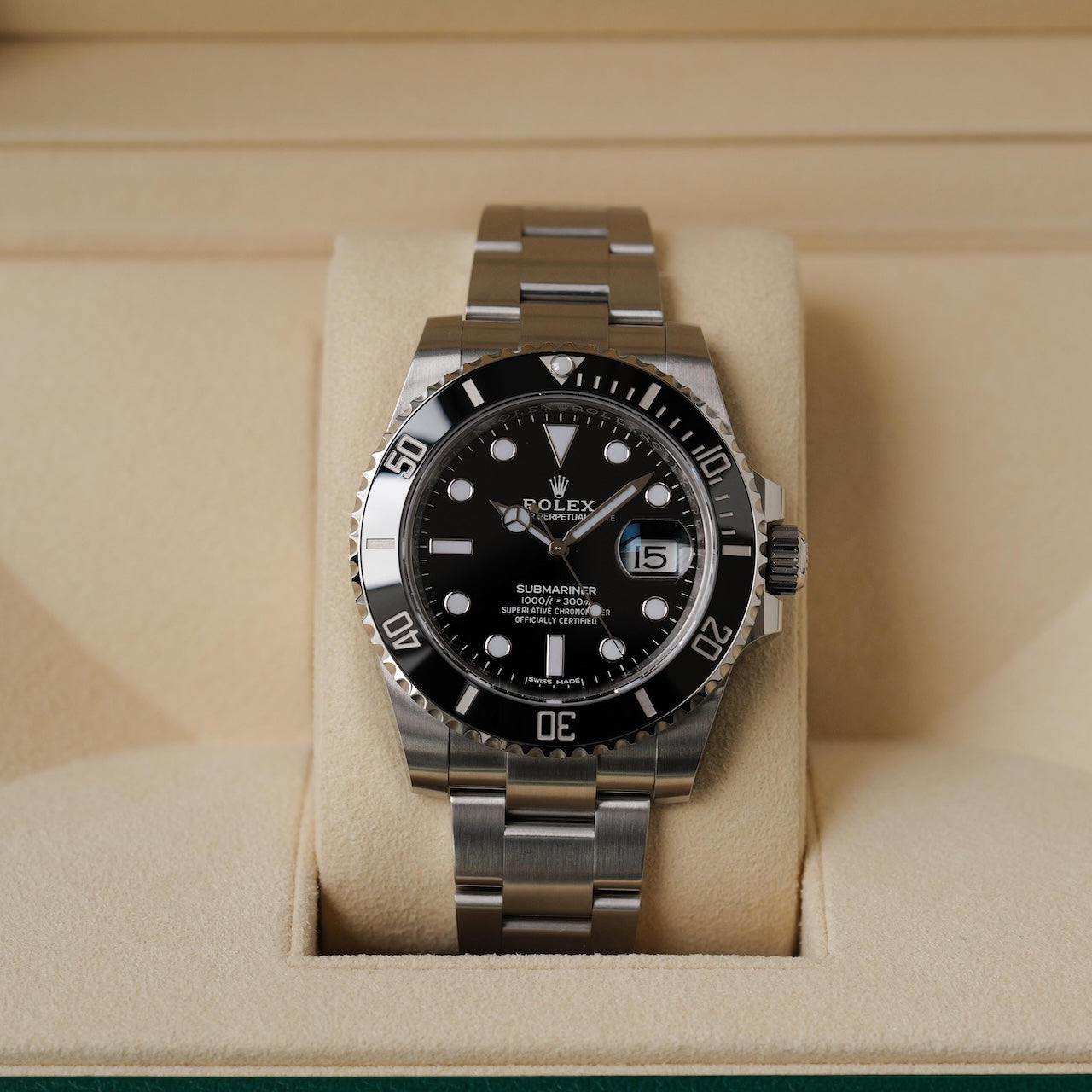 ロレックス/サブマリーナーデイト116610/ランダム品番/最終年ギャラ/保証書付きフルセット/2020年/ROLEX SUBMARINER DATE REF.116610LN Full Set 2020Y