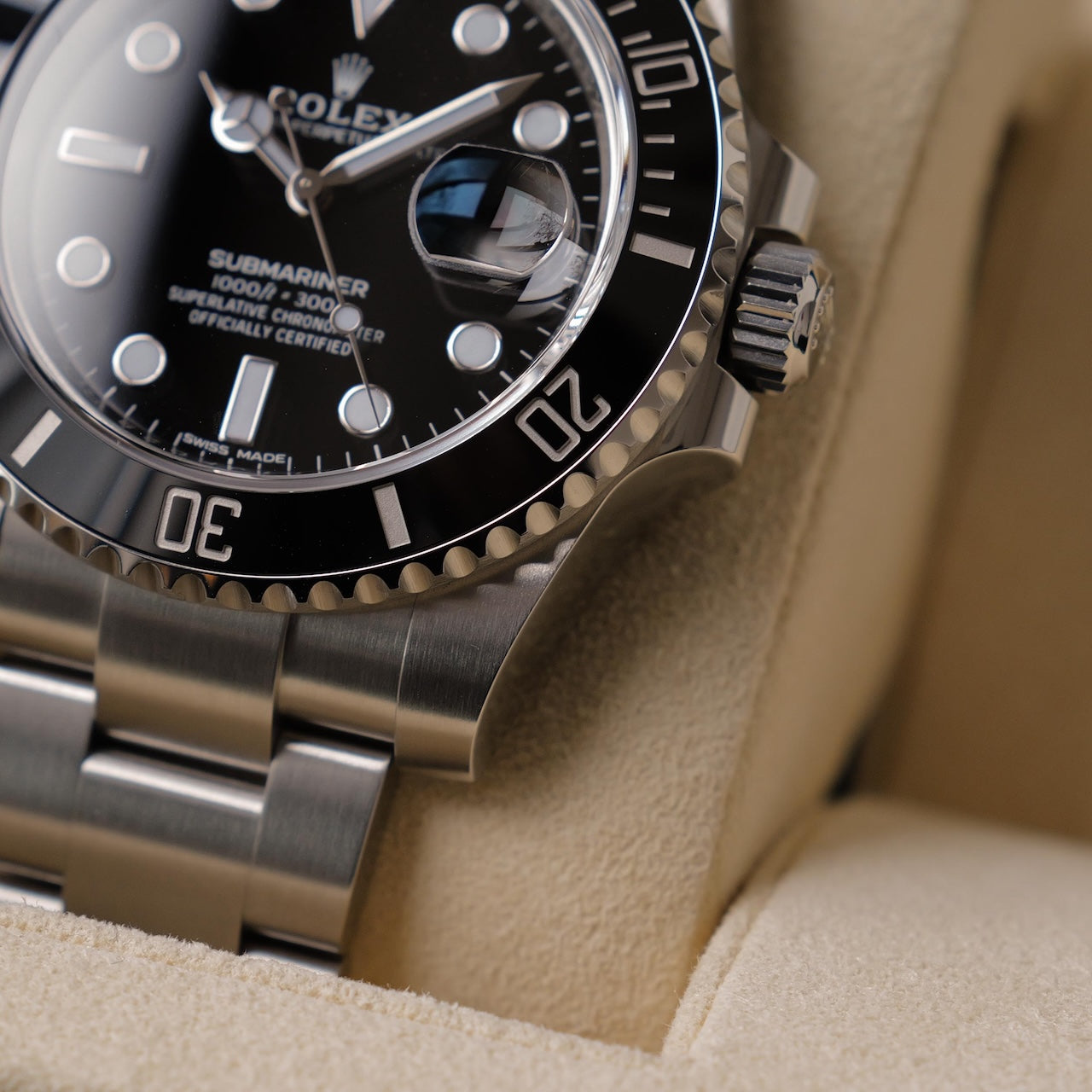 ロレックス/サブマリーナーデイト116610/ランダム品番/最終年ギャラ/保証書付きフルセット/2020年/ROLEX SUBMARINER DATE REF.116610LN Full Set 2020Y