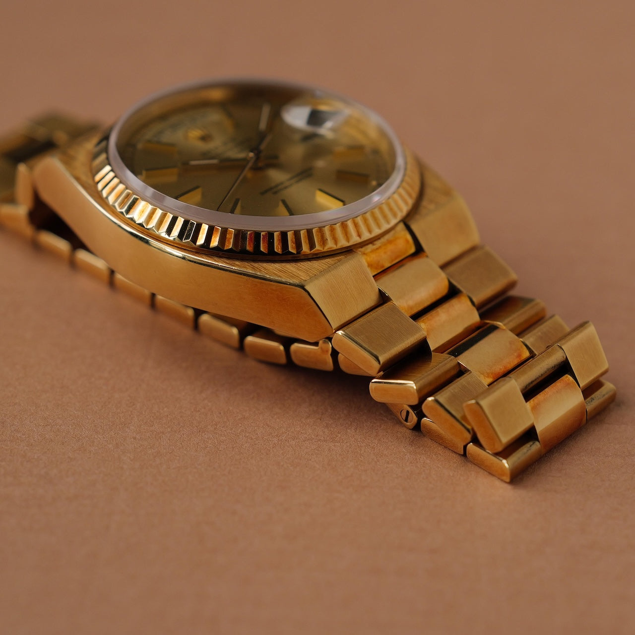 ロレックス/デイデイト オイスタークォーツ/19018N/18Kイエローゴールド/箱・国際保証書付き/ROLEX DAY-DATE OYSTER-QUARTZ REF.19018N 18KYG with Paper and Box 1986Y