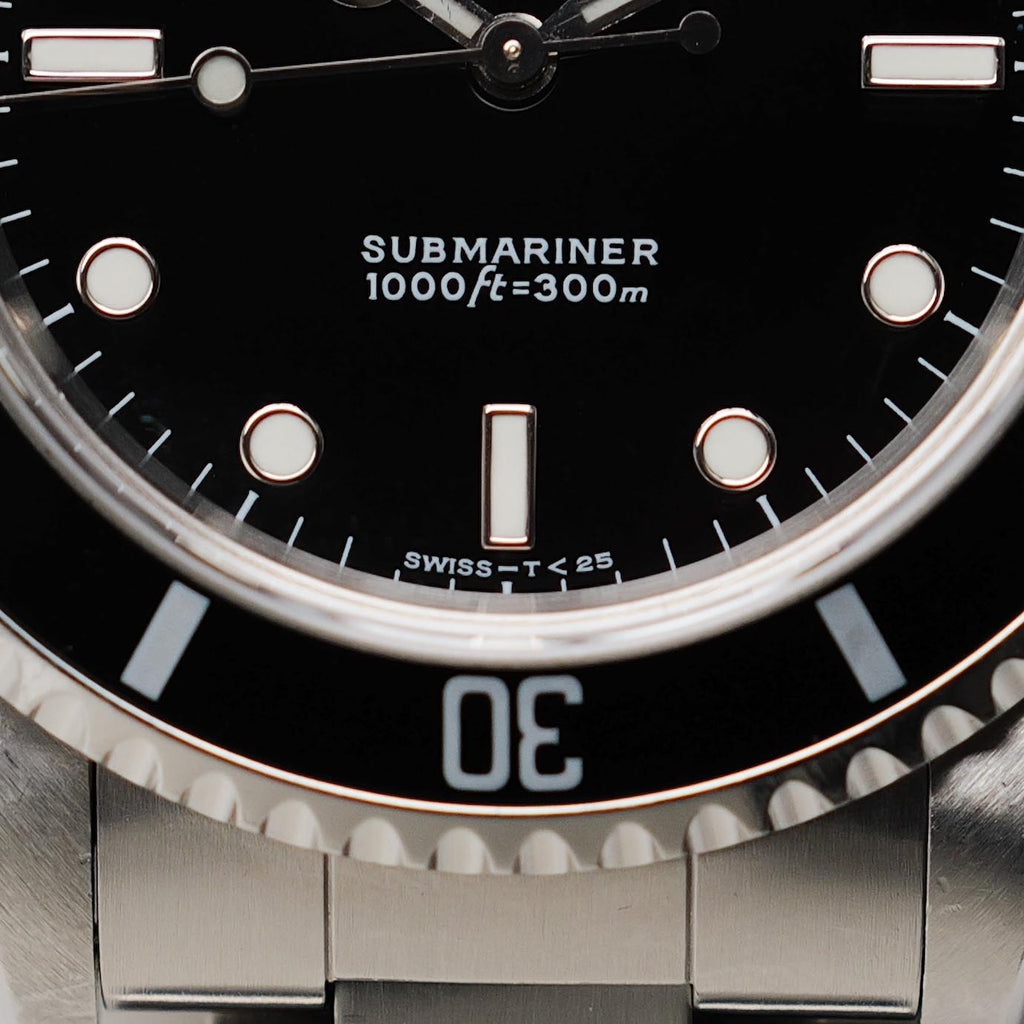 ロレックス/サブマリーナー14060/U番/2ライン/オールトリチウム/箱・保証書付き/ROLEX SUBMARINER REF.14060 "2-Line" All Tritium 1997-98Y with Box and Paper