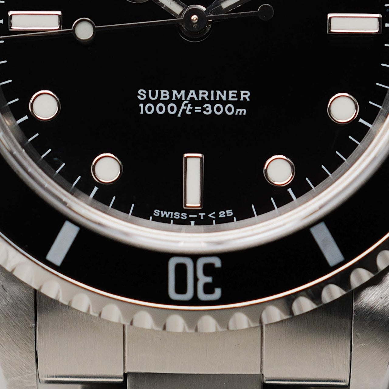 ロレックス/サブマリーナー14060/U番/2ライン/オールトリチウム/箱・保証書付き/ROLEX SUBMARINER REF.14060 "2-Line" All Tritium 1997-98Y with Box and Paper