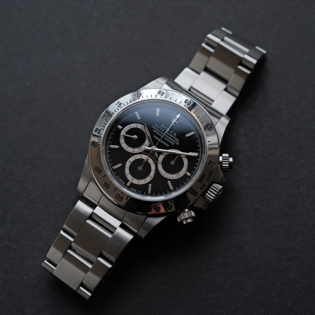 ロレックス/デイトナ16520/R番/段落ちマーク1ダイヤル/200タキベゼル/逆6/シングルバックル/ROLEX DAYTONA REF.16520 “Mk1, Floating Dial” Mk1, 200 Tachy Bezel 1988y